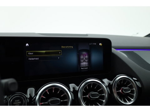 Mercedes-Benz GLA 200 AMG Line | Rijklaar! | Cruise Contr. | Camera | Trekhaak | Navi | Lane Assist | LED | Keyless | 19''