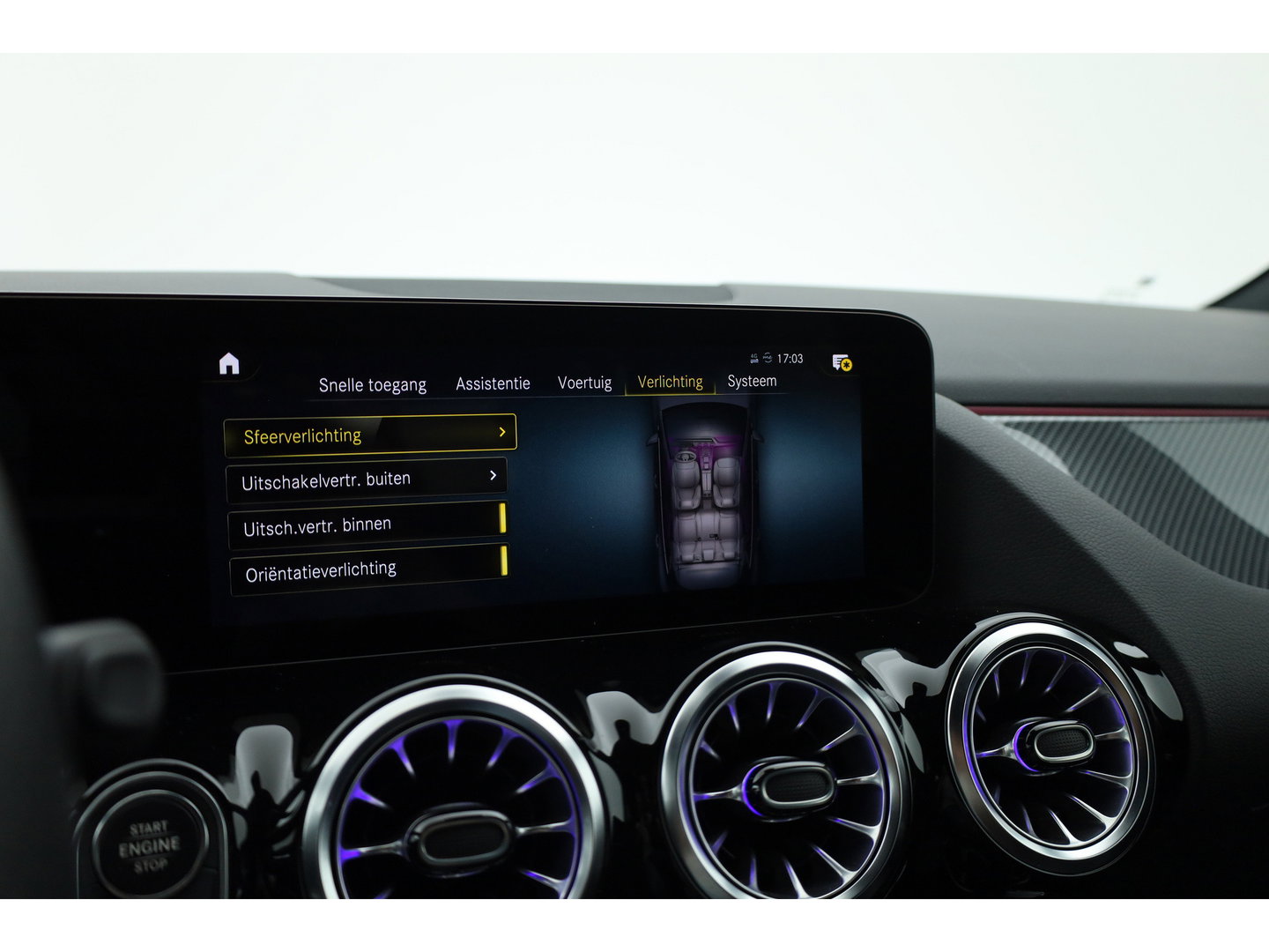 Mercedes-Benz GLA 200 AMG Line | Rijklaar! | Cruise Contr. | Camera | Trekhaak | Navi | Lane Assist | LED | Keyless | 19''