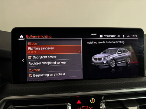 BMW X4 XDrive20i High Executive Pano|Keyless|Leer|Camera|Cruise