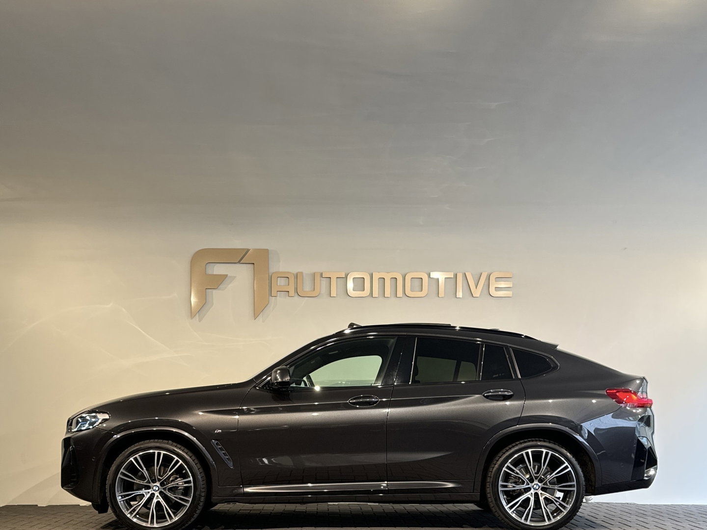 BMW X4 XDrive20i High Executive Pano|Keyless|Leer|Camera|Cruise