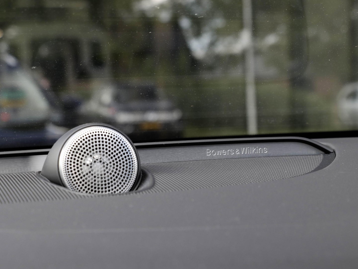 Volvo V60 T6 AWD Ultra Bright Bowers & Wilkins 360 Stoelvent. Massage Trekh. Akoestisch glas SOH 102%