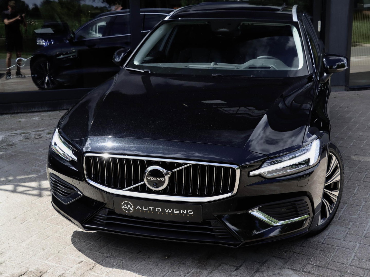 Volvo V60 T6 AWD Ultra Bright Bowers & Wilkins 360 Stoelvent. Massage Trekh. Akoestisch glas SOH 102%