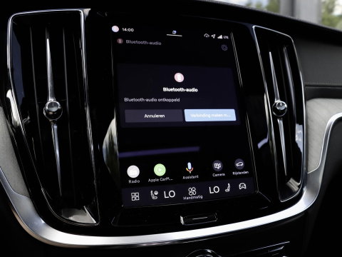 Volvo V60 T6 AWD Ultra Bright Bowers & Wilkins 360 Stoelvent. Massage Trekh. Akoestisch glas SOH 102%