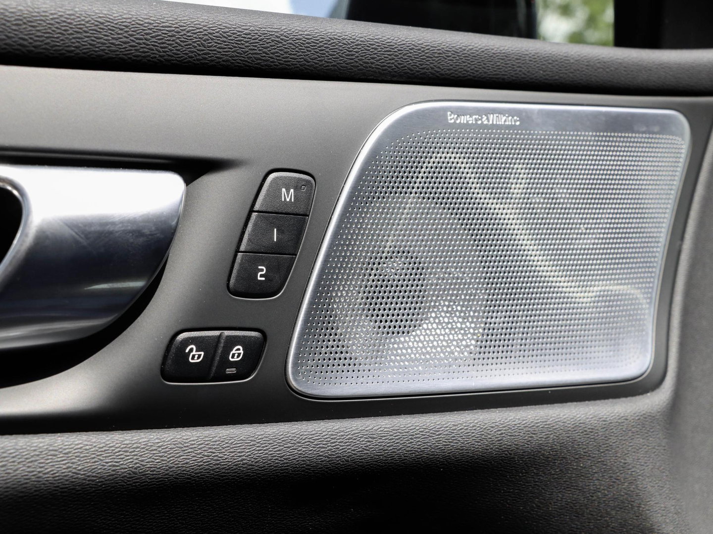 Volvo V60 T6 AWD Ultra Bright Bowers & Wilkins 360 Stoelvent. Massage Trekh. Akoestisch glas SOH 102%