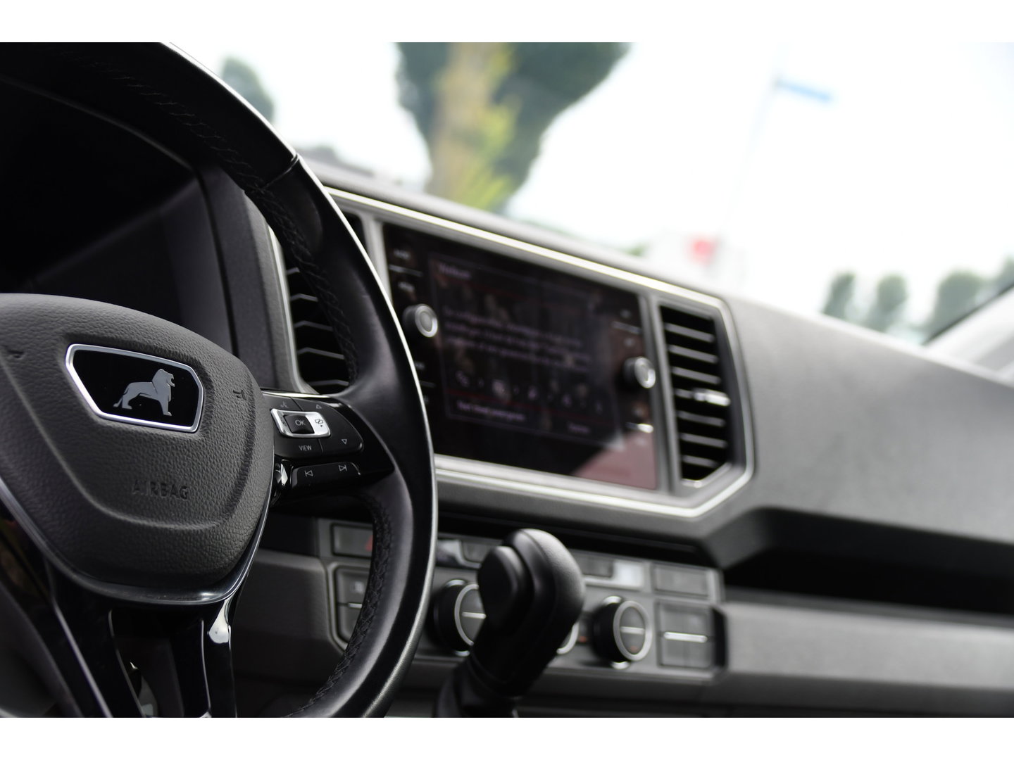 MAN TGE 3.180 35 2.0 L3H2 PB Edition Full Options! Adaptieve Cruise, Camera, Carplay, LED, 177pk, Automaat, Stoelverwarming, Multimedia, Geveerde stoel, Uniek!