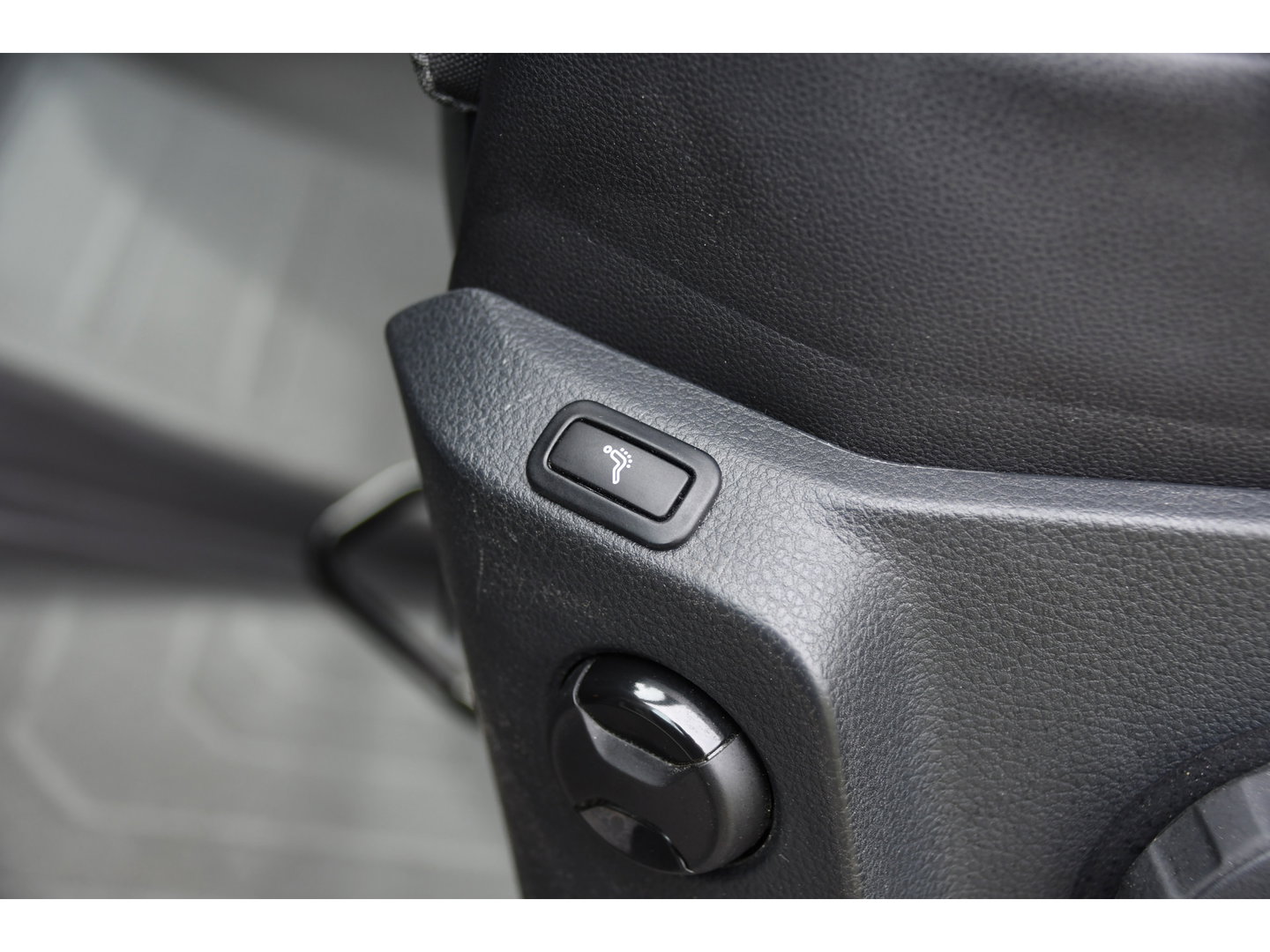 MAN TGE 3.180 35 2.0 L3H2 PB Edition Full Options! Adaptieve Cruise, Camera, Carplay, LED, 177pk, Automaat, Stoelverwarming, Multimedia, Geveerde stoel, Uniek!