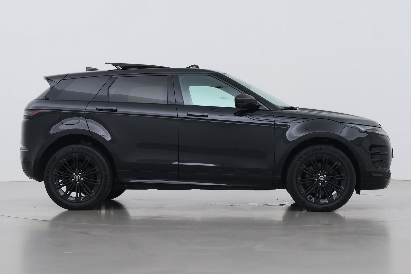 Land Rover Range Rover Evoque P270e PHEV Dynamic SE | Black Pack | Panoramadak | Meridian | ACC | 360 Camera | Stoel+Stuurverwarming