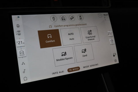 Land Rover Range Rover Evoque P270e PHEV Dynamic SE | Black Pack | Panoramadak | Meridian | ACC | 360 Camera | Stoel+Stuurverwarming