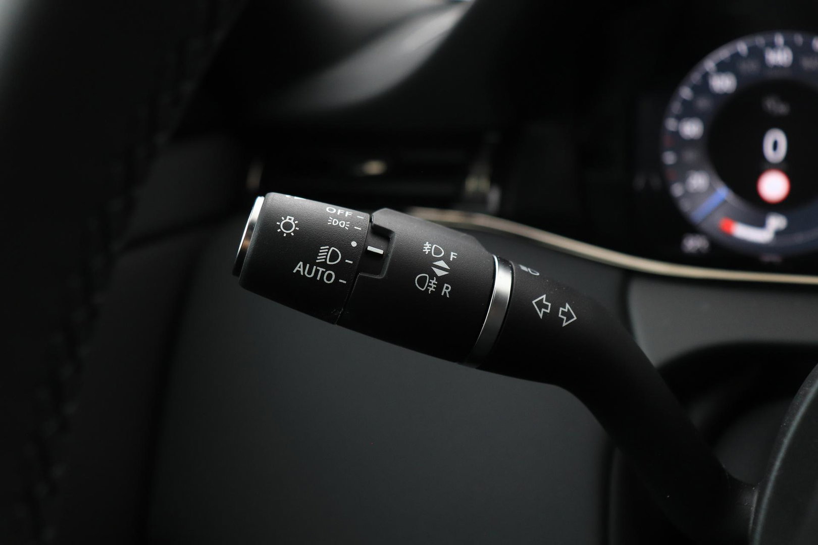 Land Rover Range Rover Evoque P270e PHEV Dynamic SE | Black Pack | Panoramadak | Meridian | ACC | 360 Camera | Stoel+Stuurverwarming