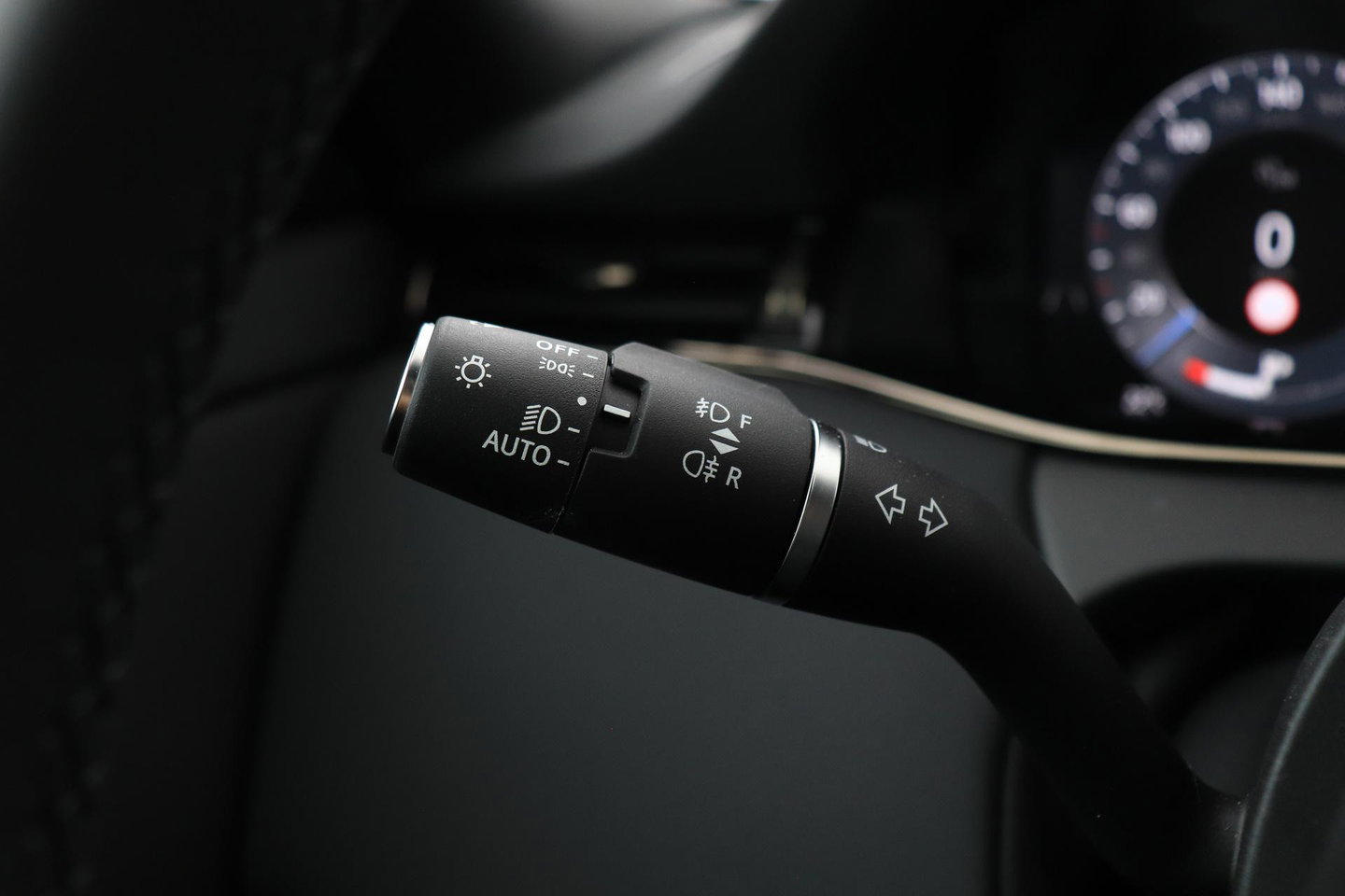 Land Rover Range Rover Evoque P270e PHEV Dynamic SE | Black Pack | Panoramadak | Meridian | ACC | 360 Camera | Stoel+Stuurverwarming
