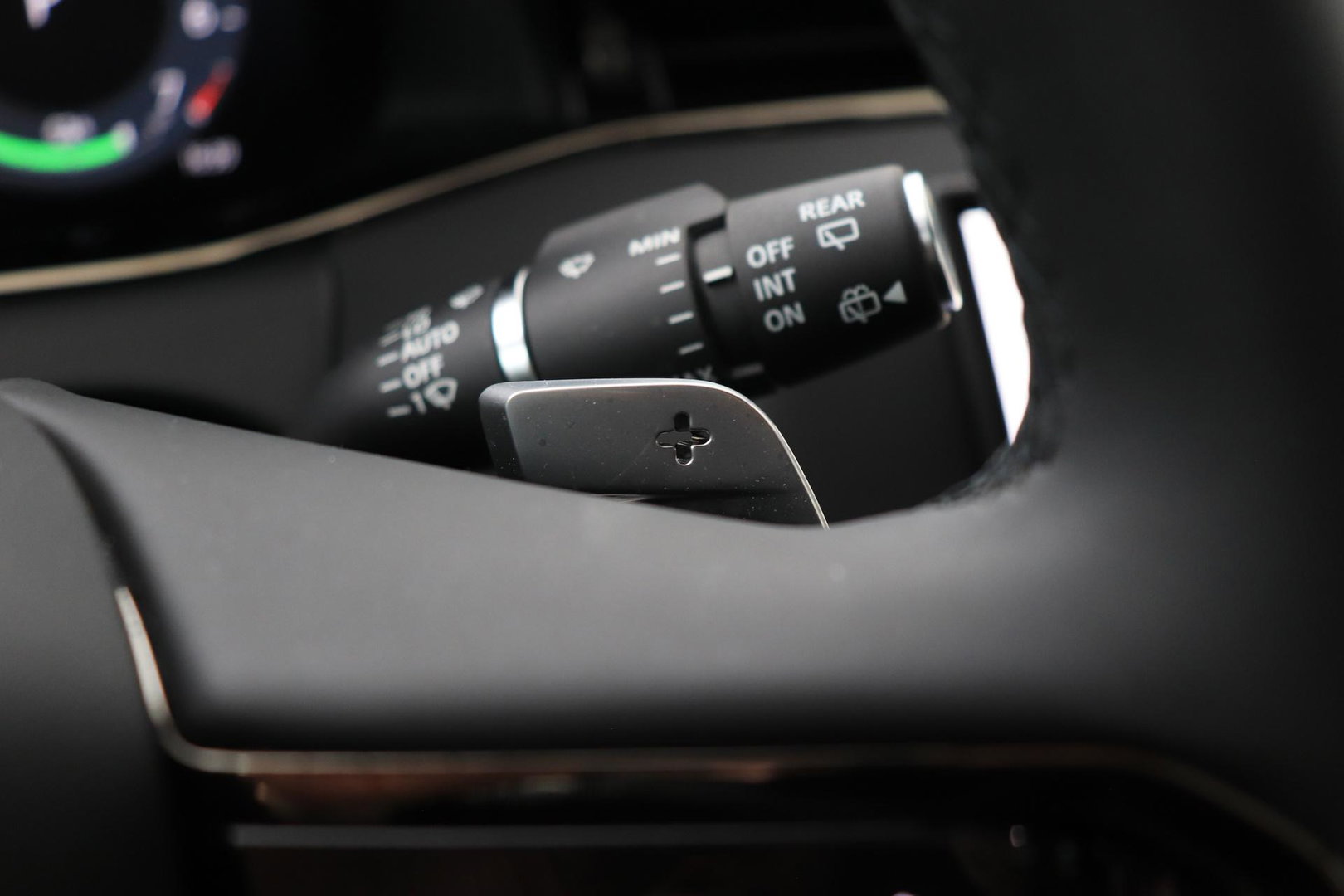 Land Rover Range Rover Evoque P270e PHEV Dynamic SE | Black Pack | Panoramadak | Meridian | ACC | 360 Camera | Stoel+Stuurverwarming