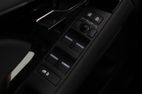 Land Rover Range Rover Evoque P270e PHEV Dynamic SE | Black Pack | Panoramadak | Meridian | ACC | 360 Camera | Stoel+Stuurverwarming
