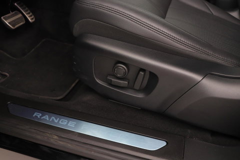 Land Rover Range Rover Evoque P270e PHEV Dynamic SE | Black Pack | Panoramadak | Meridian | ACC | 360 Camera | Stoel+Stuurverwarming