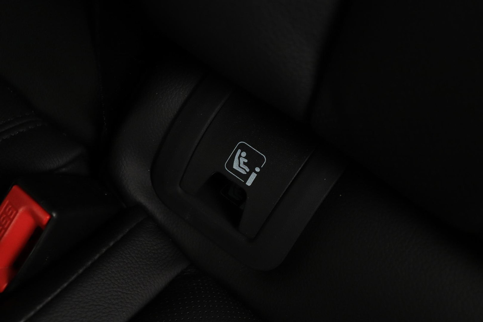 Land Rover Range Rover Evoque P270e PHEV Dynamic SE | Black Pack | Panoramadak | Meridian | ACC | 360 Camera | Stoel+Stuurverwarming