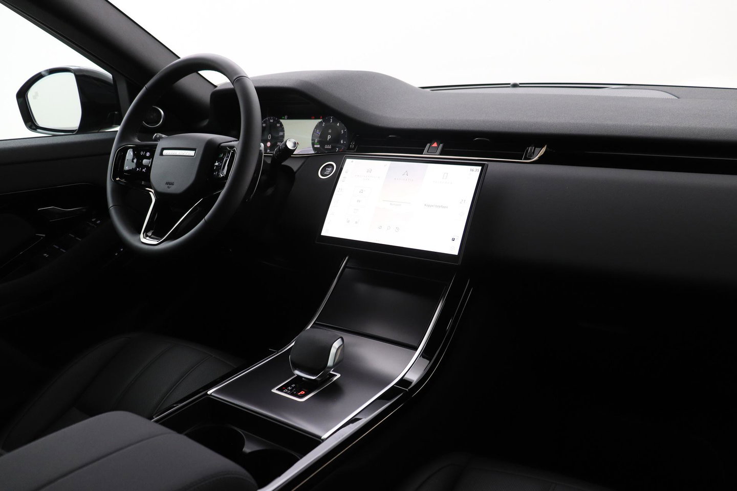 Land Rover Range Rover Evoque P270e PHEV Dynamic SE | Black Pack | Panoramadak | Meridian | ACC | 360 Camera | Stoel+Stuurverwarming