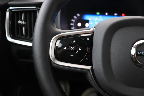 Volvo V90 T8 Plus Dark | Harman/Kardon | BLIS | Verwarmde Achterbank | 360-Camera | ACC