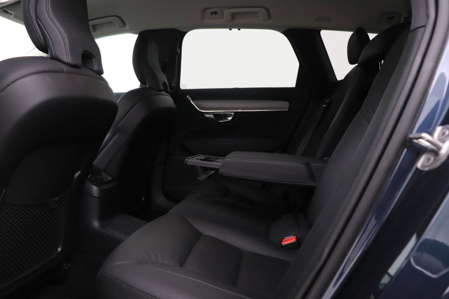 Volvo V90 T8 Plus Dark | Harman/Kardon | BLIS | Verwarmde Achterbank | 360-Camera | ACC