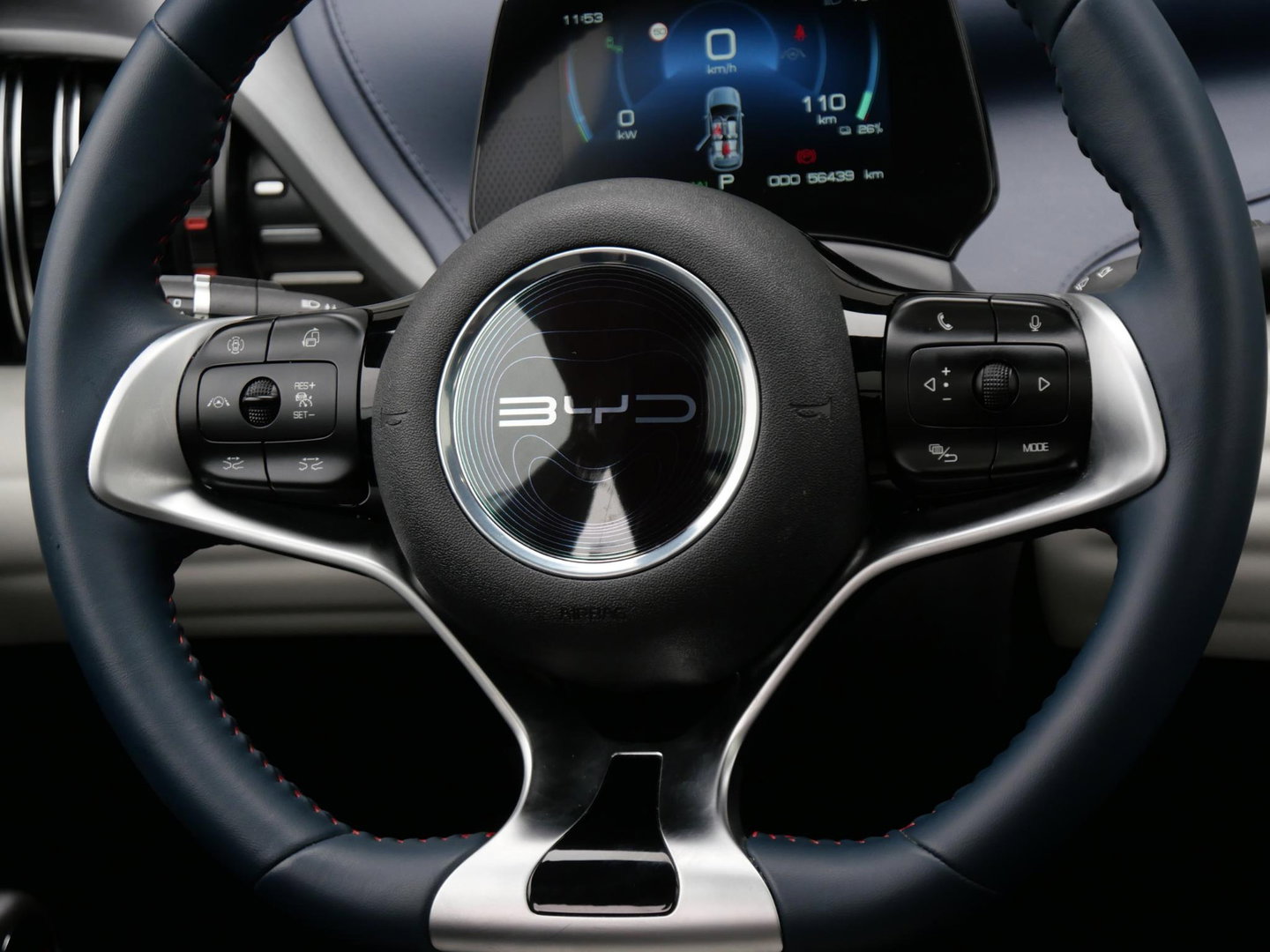 BYD ATTO 3 60kWH PANORAMADAK/ LEER/ 360° CAMERA/ NL-AUTO 1STE EIGENAAR/ ZGAN ALL-SEASON BANDEN/ SOH 93%