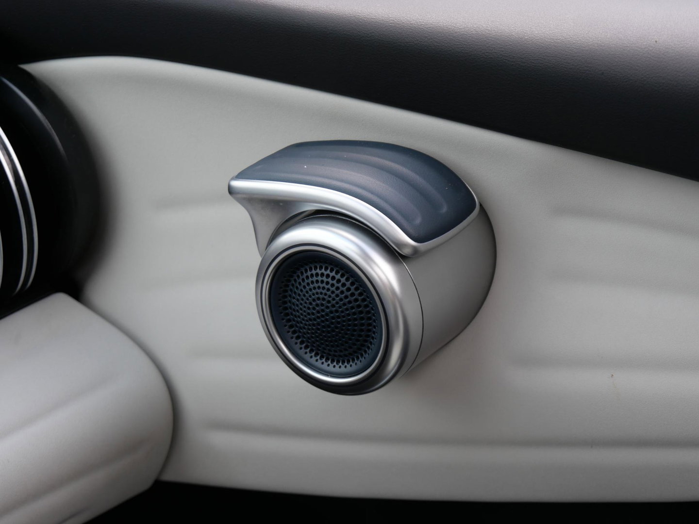 BYD ATTO 3 60kWH PANORAMADAK/ LEER/ 360° CAMERA/ NL-AUTO 1STE EIGENAAR/ ZGAN ALL-SEASON BANDEN/ SOH 93%