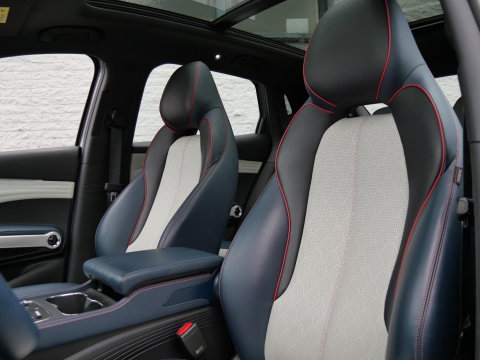 BYD ATTO 3 60kWH PANORAMADAK/ LEER/ 360° CAMERA/ NL-AUTO 1STE EIGENAAR/ ZGAN ALL-SEASON BANDEN/ SOH 93%