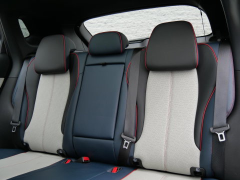BYD ATTO 3 60kWH PANORAMADAK/ LEER/ 360° CAMERA/ NL-AUTO 1STE EIGENAAR/ ZGAN ALL-SEASON BANDEN/ SOH 93%