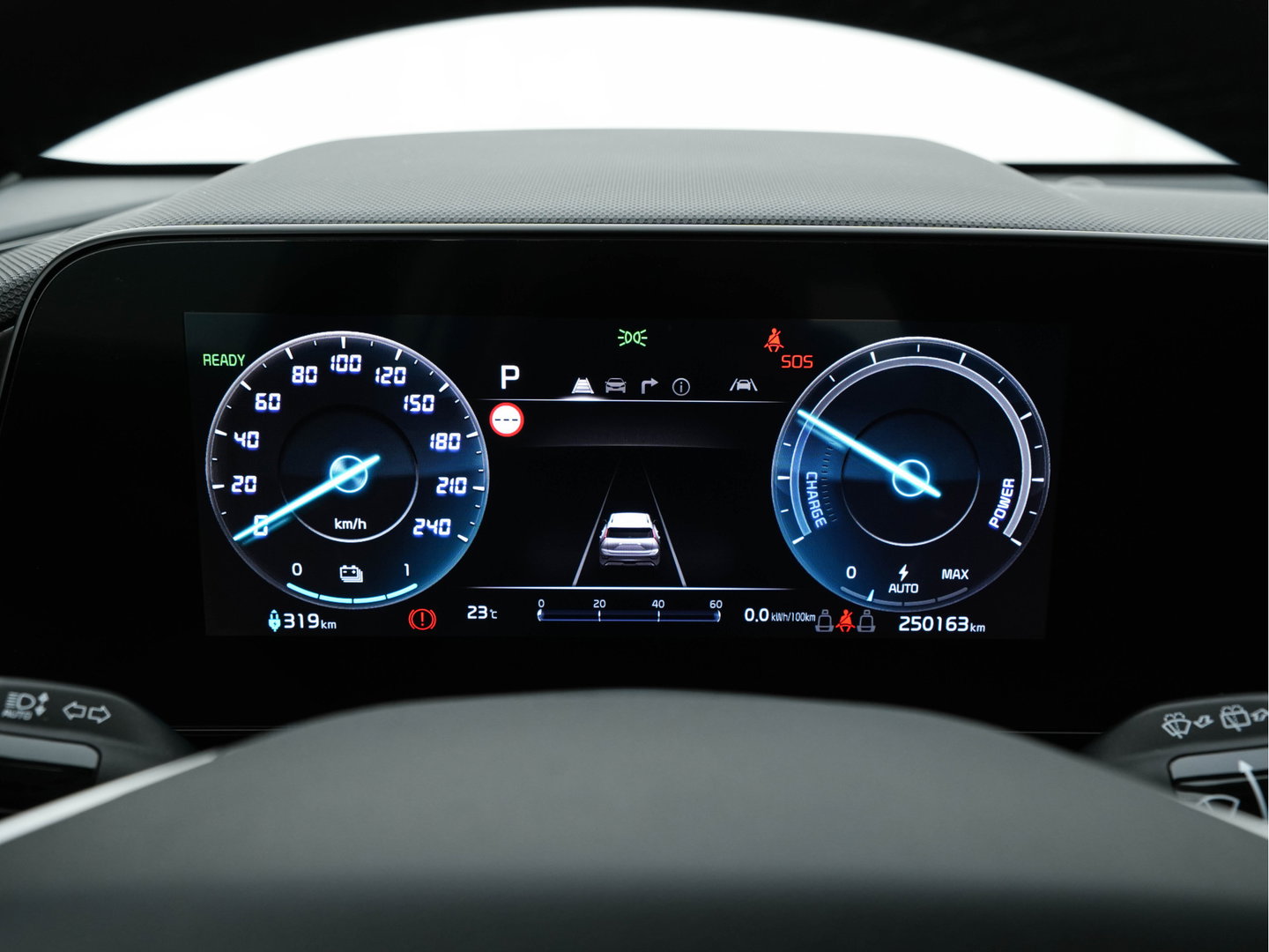 Kia Niro EV DynamicLine 64.8 kWh [3-Fase-11kW] {SoH-96%} (INCL-BTW) Aut. *LEATHER-FABRIC | ADAPTIVE-CRUISE | DIGI-COCKPIT | KEYLESS | CAMERA | DAB | COMFORTSEATS | SHIFTPADDLES | ECC | PDC | CARPLAY | AMBIENT-LIGHT | 17''ALU*