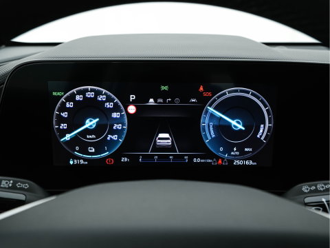 Kia Niro EV DynamicLine 64.8 kWh [3-Fase-11kW] {SoH-96%} (INCL-BTW) Aut. *LEATHER-FABRIC | ADAPTIVE-CRUISE | DIGI-COCKPIT | KEYLESS | CAMERA | DAB | COMFORTSEATS | SHIFTPADDLES | ECC | PDC | CARPLAY | AMBIENT-LIGHT | 17''ALU*