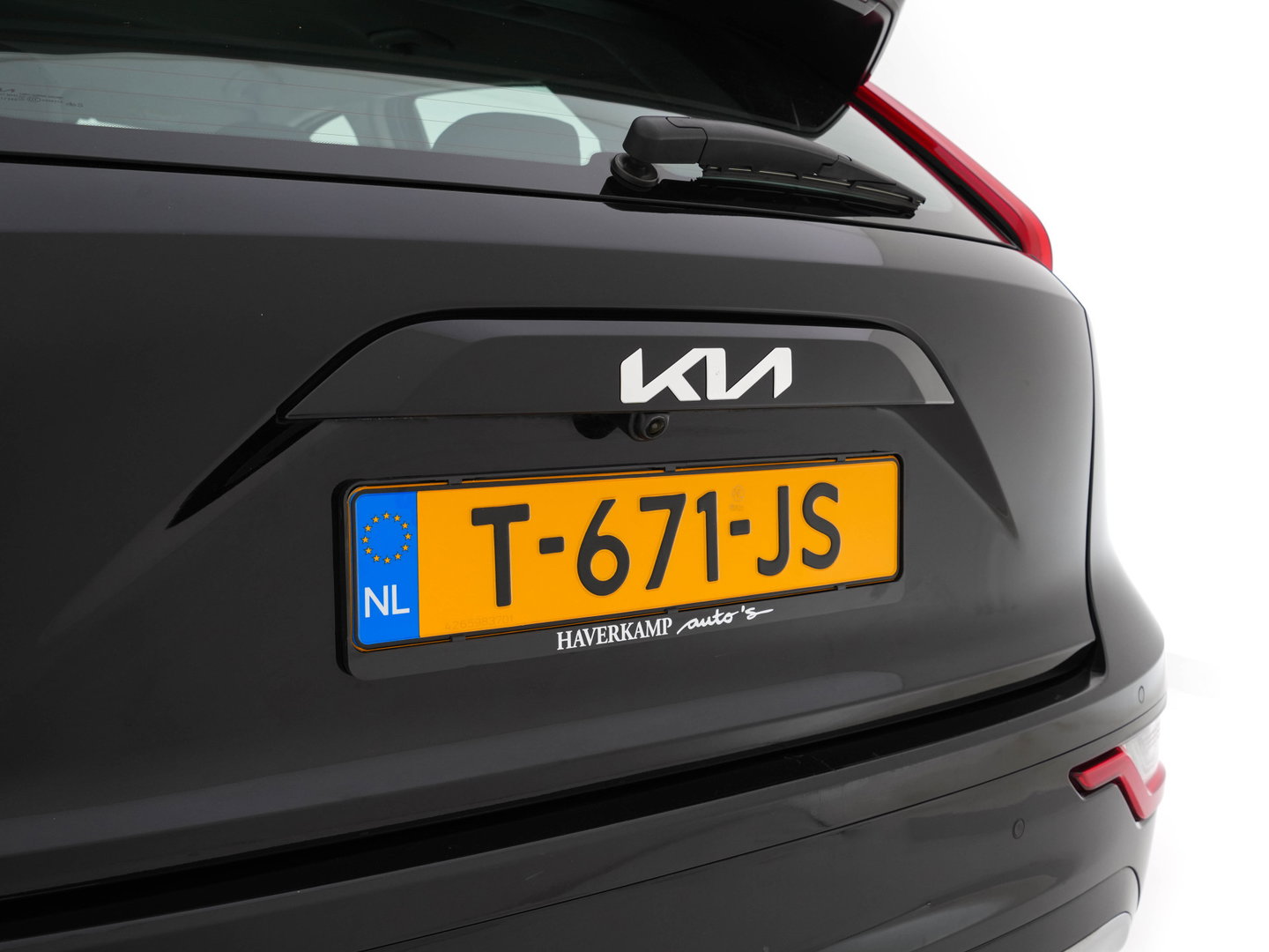 Kia Niro EV DynamicLine 64.8 kWh [3-Fase-11kW] {SoH-96%} (INCL-BTW) Aut. *LEATHER-FABRIC | ADAPTIVE-CRUISE | DIGI-COCKPIT | KEYLESS | CAMERA | DAB | COMFORTSEATS | SHIFTPADDLES | ECC | PDC | CARPLAY | AMBIENT-LIGHT | 17''ALU*