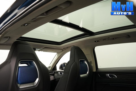 Lynk & Co 01 1.5 PHEV|262PK|LUXE|360°CAM|PANO