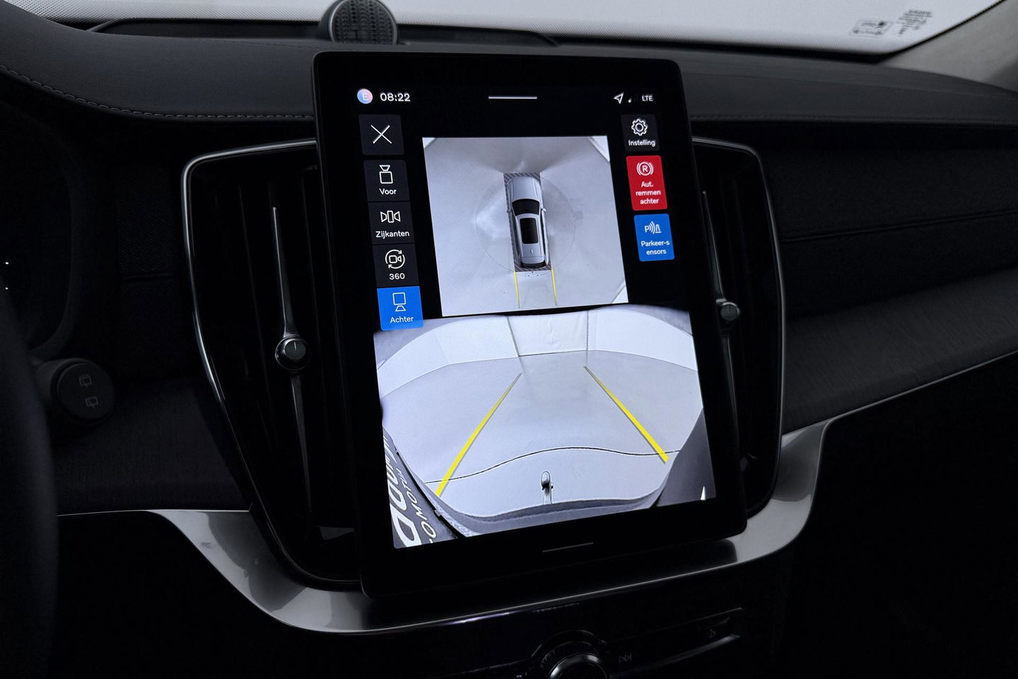 Volvo XC90 T8 Ultra Dark | Bowers&Wilkins | Stoelventilatie | Trekhaak | Panoramadak | 360° Camera | Massage | Head-Up | ACC