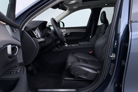 Volvo XC90 T8 Ultra Dark | Bowers&Wilkins | Stoelventilatie | Trekhaak | Panoramadak | 360° Camera | Massage | Head-Up | ACC