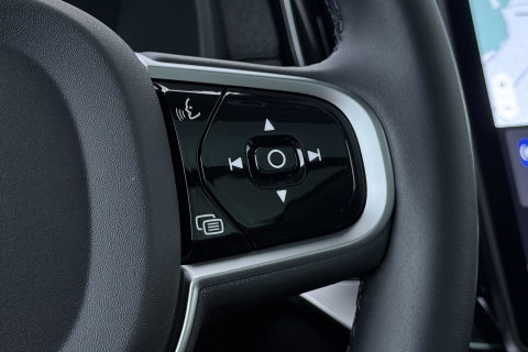 Volvo XC90 T8 Ultra Dark | Bowers&Wilkins | Stoelventilatie | Trekhaak | Panoramadak | 360° Camera | Massage | Head-Up | ACC