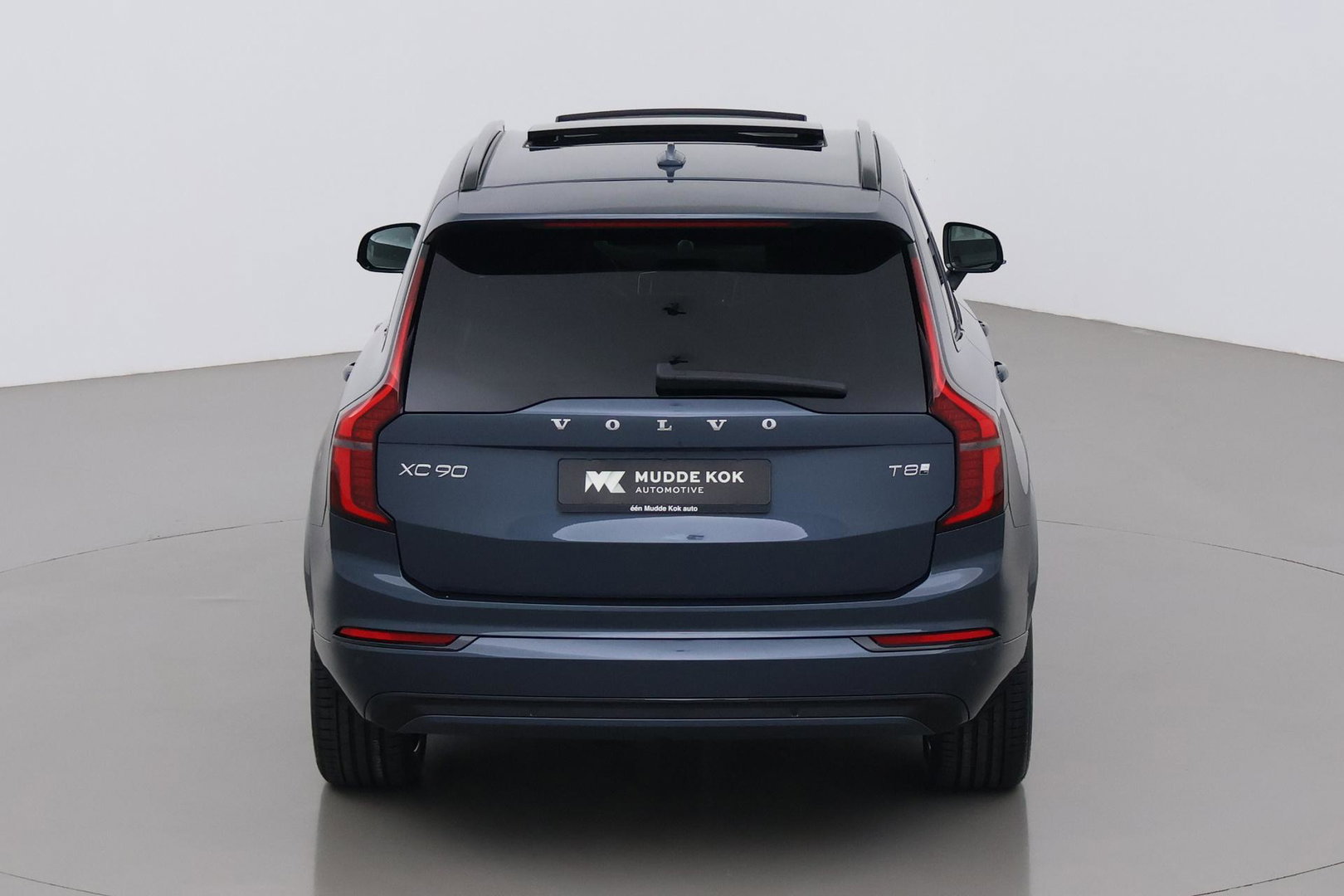 Volvo XC90 T8 Ultra Dark | Bowers&Wilkins | Stoelventilatie | Trekhaak | Panoramadak | 360° Camera | Massage | Head-Up | ACC
