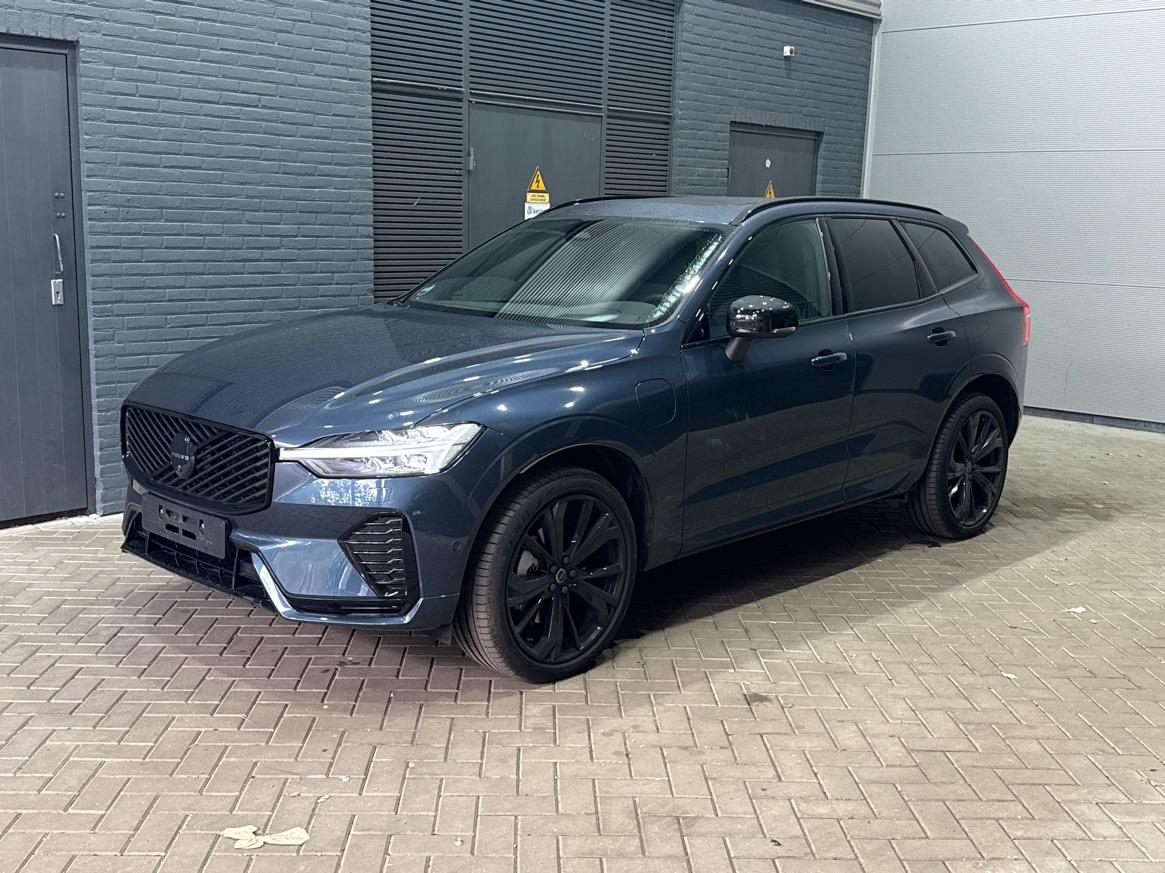 Volvo XC60 T6 Plug-in hybrid Plus Black Edition | Harman/Kardon | Panoramadak | Head-Up | 360-camera