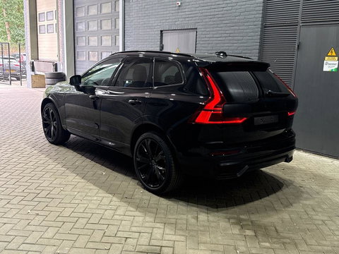 Volvo XC60 2.0 T6 Plug-in hybrid AWD Plus Black Edition | Harman/Kardon | Panoramadak | Head-Up | 360-camera
