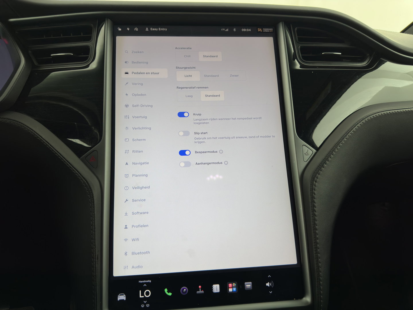 Tesla Model X 75D Base [ 7-Pers. ] [3-Fase-11kW] (INCL.BTW) Aut. *PANO-WINDOW | AUTOPILOT | LEATHER-FABRIC | NAVI-FULLMAP | FULL-LED | AIRSUSPENSION | DIGI-COCKPIT | CCS-FASTLOADER | KEYLESS | DAB+ | HEATED-SPORTSEATS | PRIVACY-GLASS | 20"A