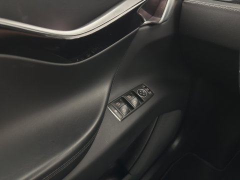 Tesla Model X 75D Base [ 7-Pers. ] [3-Fase-11kW] (INCL.BTW) Aut. *PANO-WINDOW | AUTOPILOT | LEATHER-FABRIC | NAVI-FULLMAP | FULL-LED | AIRSUSPENSION | DIGI-COCKPIT | CCS-FASTLOADER | KEYLESS | DAB+ | HEATED-SPORTSEATS | PRIVACY-GLASS | 20"A