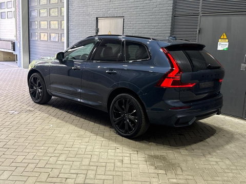 Volvo XC60 2.0 T6 Plug-in hybrid AWD Plus Black Edition | Harman/Kardon | Panoramadak | Head-Up | 360-camera