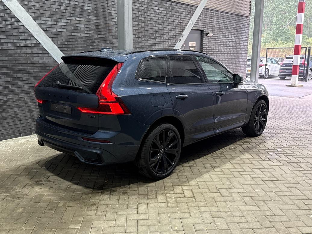 Volvo XC60 2.0 T6 Plug-in hybrid AWD Plus Black Edition | Harman/Kardon | Panoramadak | Pilot Assist | 21 Inch