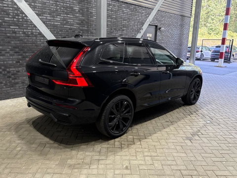Volvo XC60 2.0 T6 Plug-in hybrid AWD Ultra Black Edition | Luchtvering | Bowers & Wilkins | Panoramadak | Head-UP | Stoelventilatie