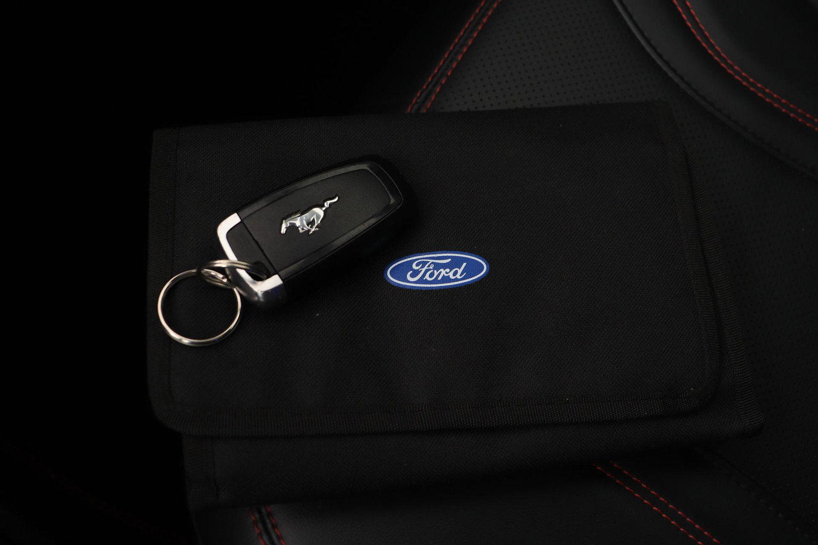 Ford Mustang Mach-E Extended AWD 98 kWh | BLIS | Leder | 19 inch | 360-Camera | B&O
