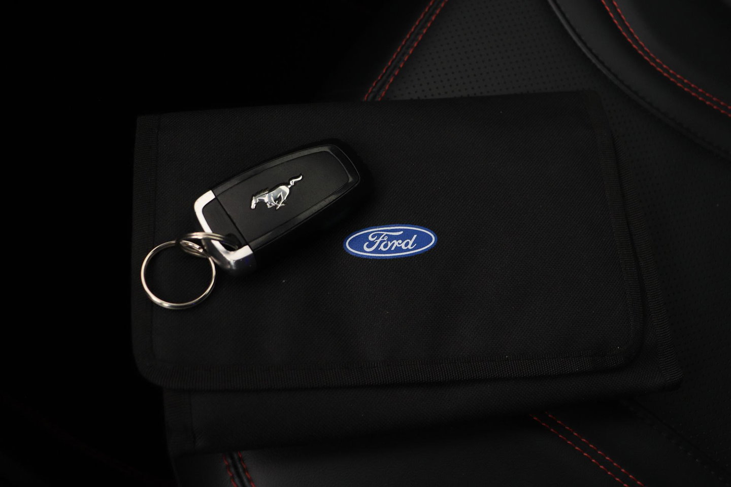 Ford Mustang Mach-E Extended AWD 98 kWh | BLIS | Leder | 19 inch | 360-Camera | B&O