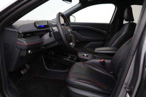 Ford Mustang Mach-E Extended AWD 98 kWh | BLIS | Leder | 19 inch | 360-Camera | B&O