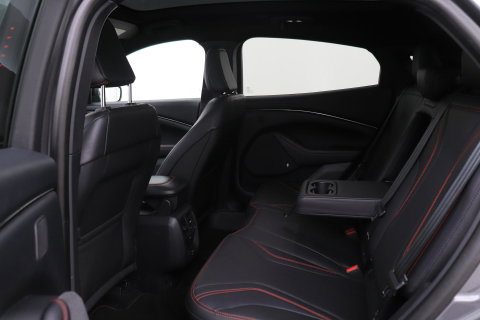 Ford Mustang Mach-E Extended AWD 98 kWh | BLIS | Leder | 19 inch | 360-Camera | B&O