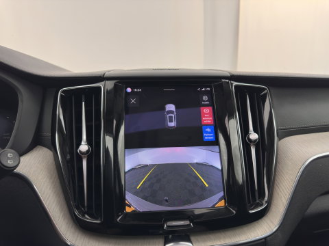 Volvo XC60 2.0 T8 Plug-in hybrid AWD Inscription (INCL.BTW) *PANO | LEATHER | FULL-LED | MEMORY-PACK | HARMAN/KARDON | CAMERA | HEATED-COMFORTSEATS | DIGI-COCKPIT | NAVI-FULLMAP | PRIVACY-GLASS | ECC | PDC | CRUISE | 19''ALU | TOWBAR*