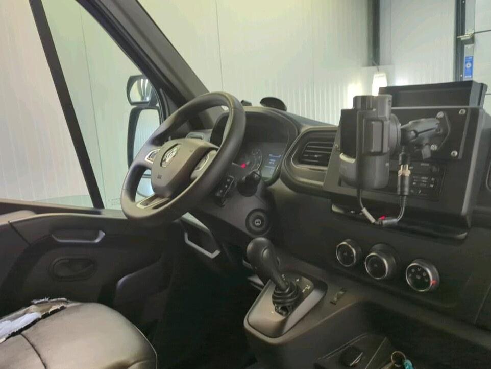 Renault Master T35 2.3 dCi 150PK BAKWAGEN LOWLINER