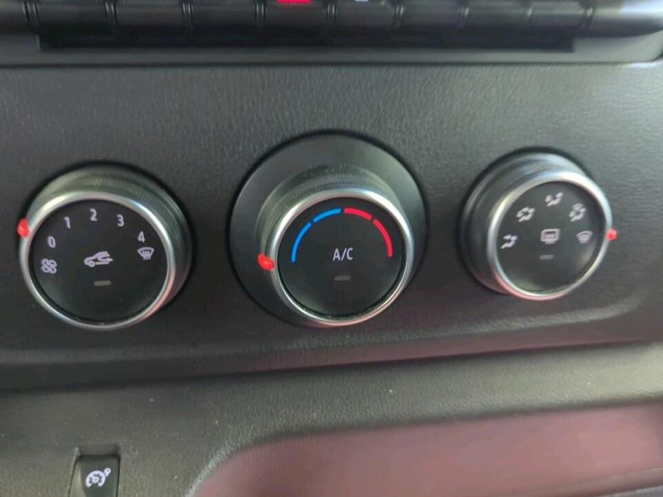 Renault Master T35 2.3 dCi 150PK BAKWAGEN LOWLINER