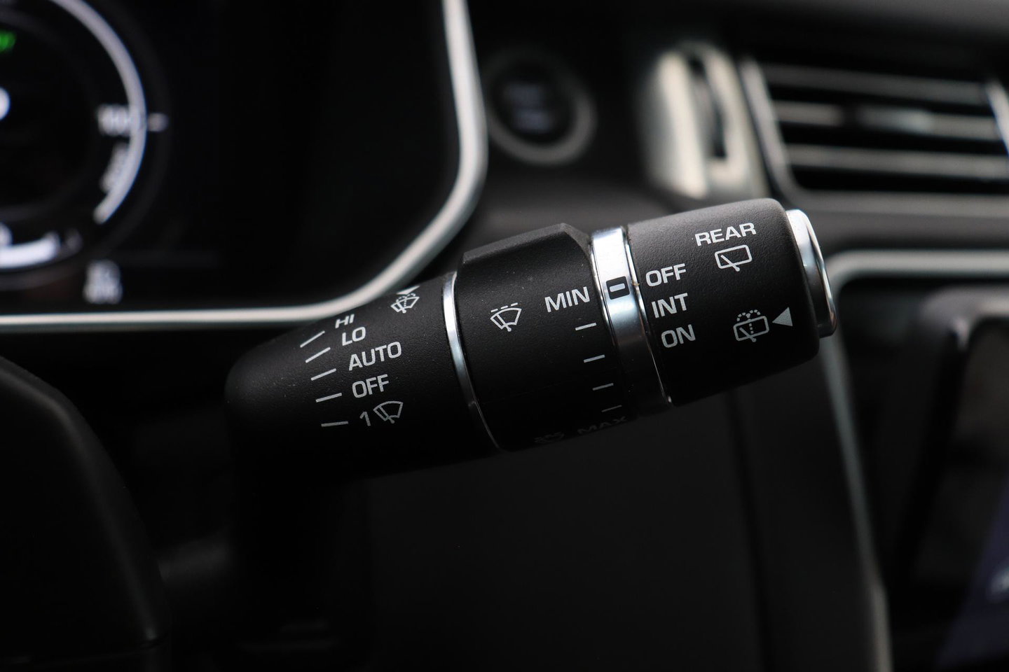 Land Rover Range Rover P400e Westminster | Panoramadak | Luchtvering | Leder | Meridian