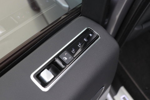 Land Rover Range Rover P400e Westminster | Panoramadak | Luchtvering | Leder | Meridian