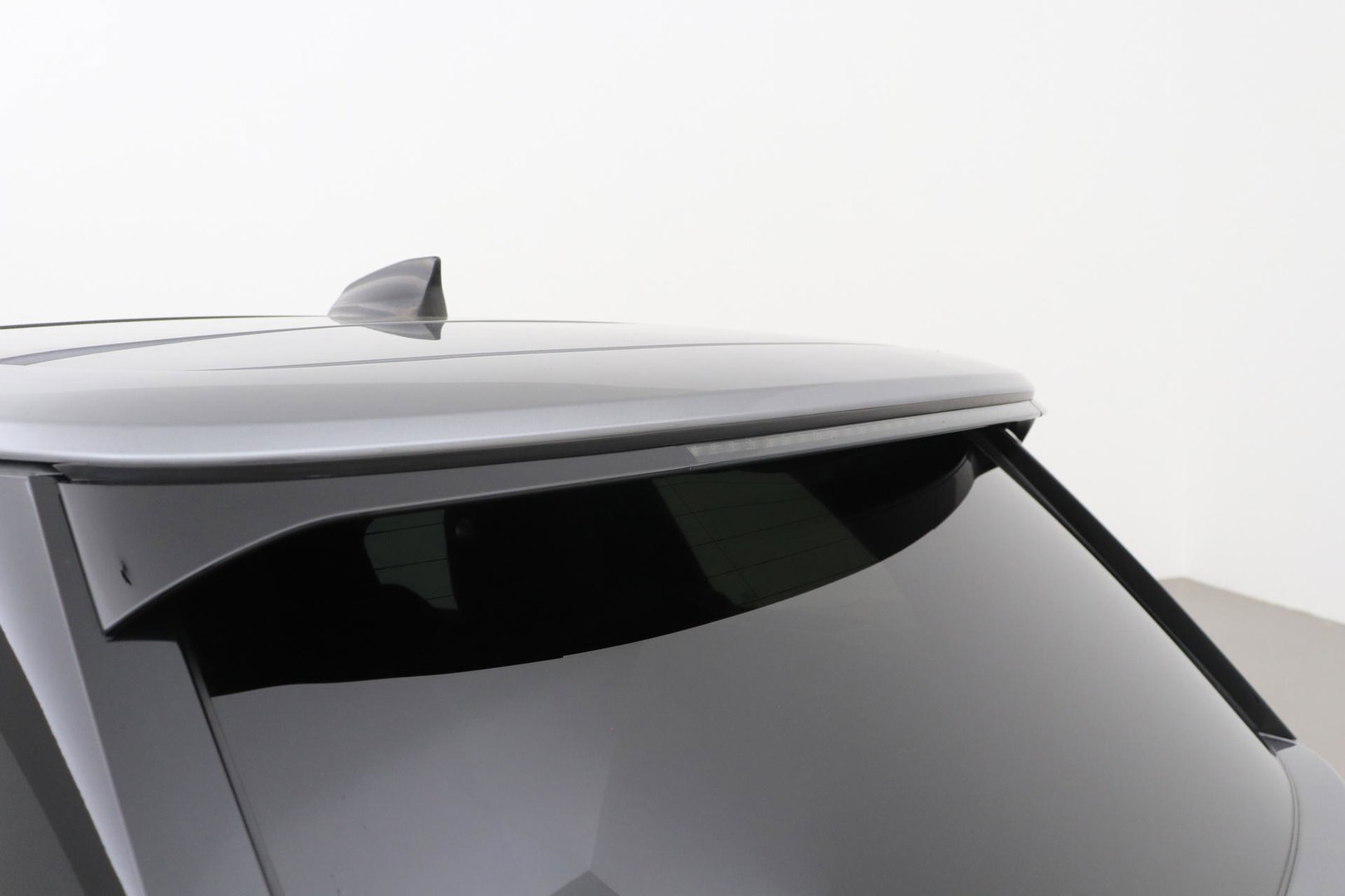 Land Rover Range Rover P400e Westminster | Panoramadak | Luchtvering | Leder | Meridian